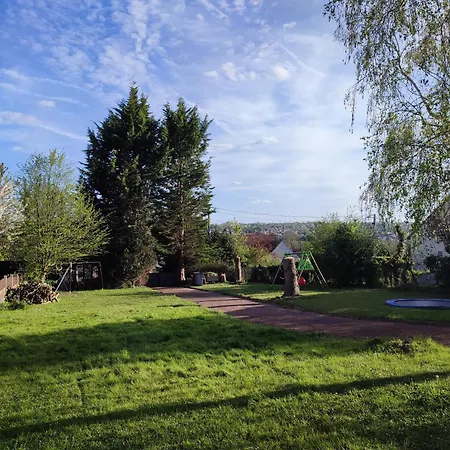 Petite Maison Avec Jardin, 15 Min, Paris 25 Min Thorigny-sur-Marne
