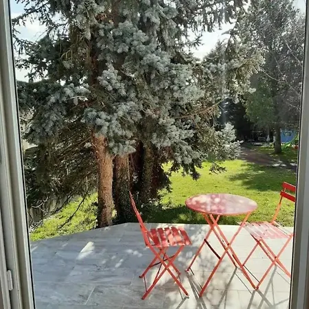 Petite Maison Avec Jardin, 15 Min, Paris 25 Min